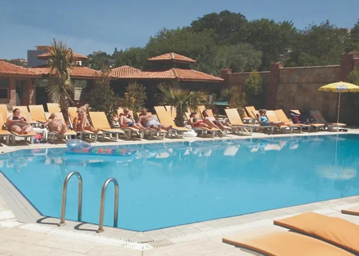 Porteras Otel クシャダス